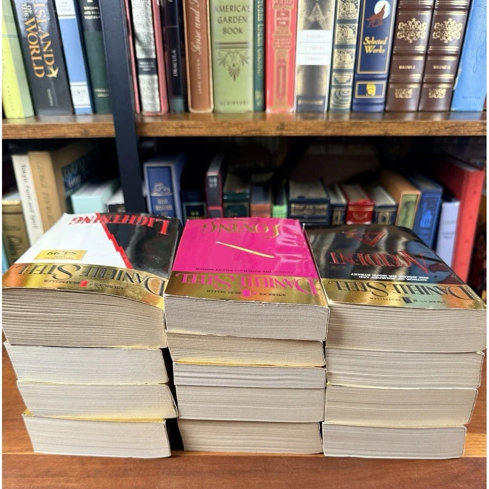 Lot of 13 - DANIELLE STEEL Paperback Books MIXED Titles